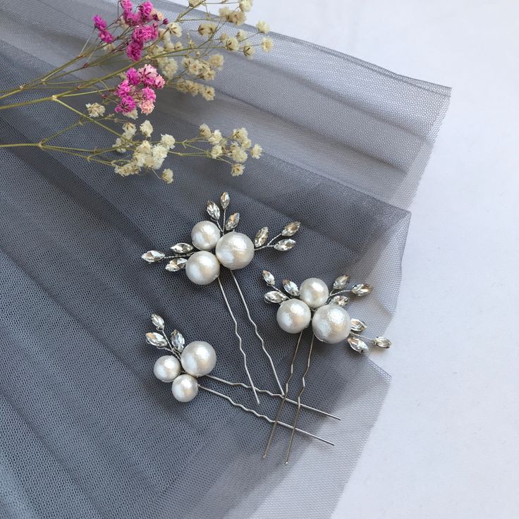 Cherry Wedding, Pins Ideas, Pretty Jewelry Necklaces, Handmade Jewelry Tutorials, Handmade Hair Accessories, Hairdo For Long Hair, Pretty Jewelry, Bridal Crown, Hair Pin