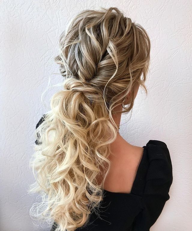 Bridemaids Hairstyles, Boho Bridal Hair, Formal Hairstyles For Long Hair, Silver Blonde Hair, Wedding Hair Up, Guest Hair, Beautiful Braided Hair, Bridal Hair Updo, Hairdos For Curly Hair