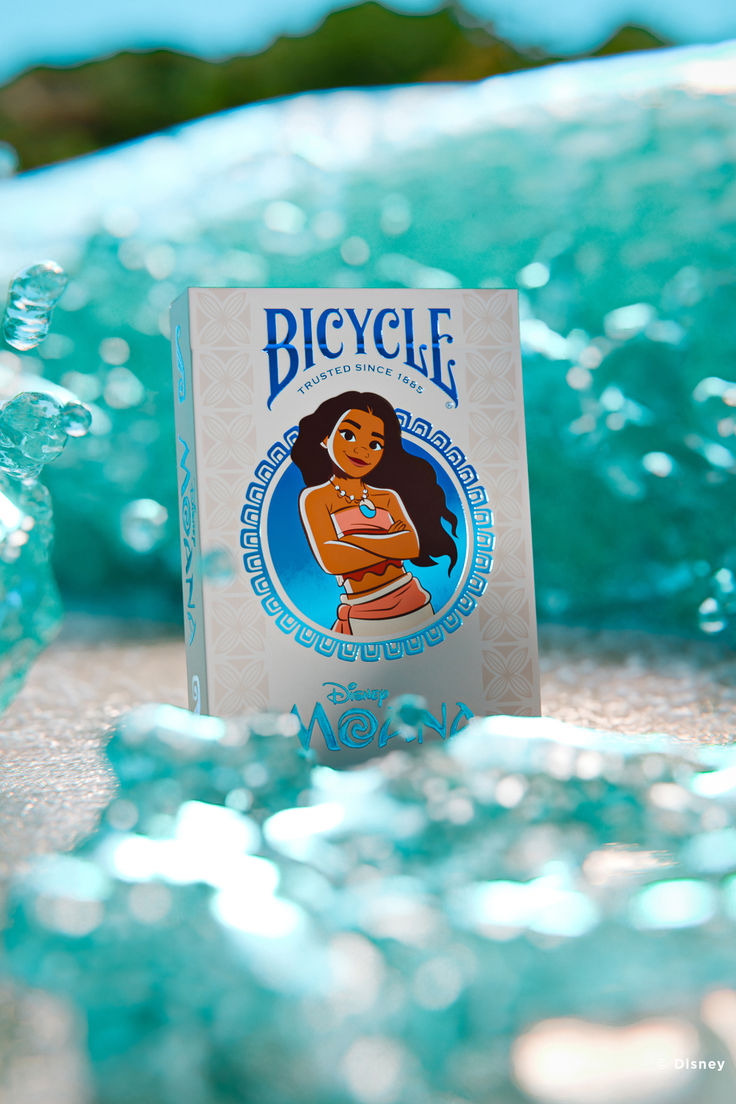 Get ready for the highly anticipated release of Moana 2 with Disney Moana Inspired Playing Cards by Bicycle! 🍿🎬 Cherry Valance, Disney Moana Art, Boat Snacks, Moana Maui, Te Fiti, Dream Word, Moana 2, Mermaid Toys, Alice In Wonderland 1951