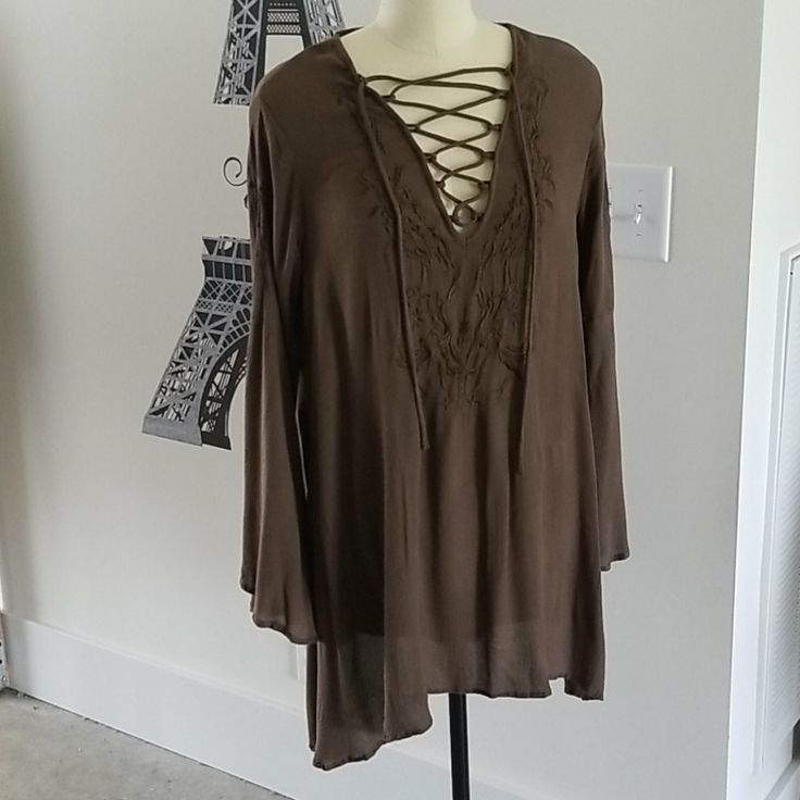 New..Lucky And Coco..Tunic.. Olive Green.. Embroidered In The Front And Down The Bell Sleeves ... Laces Up The Front Neck.... Wms. Size Medium Brown V-neck Tunic For Summer, Fall Beach Tunic With V-neck, V-neck Tunic For Beach In Fall, Fall Beach V-neck Tunic, Brown Flowy V-neck Top, Bohemian Brown Blouse For Day Out, Rayon Tunic For Spring, Casual Rayon V-neck Tunic, Casual V-neck Rayon Tunic