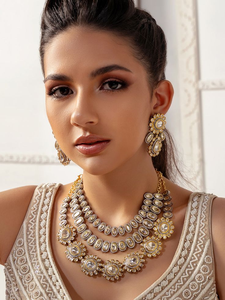 2 in 1 Polki Bridal Necklace Set Gold Sets With Intricate Design For Reception, Yellow Gold Kundan Bridal Necklace With Hand Set, Hand Set Kundan Bridal Necklace In Yellow Gold, Kundan Bridal Necklace In Yellow Gold, Opulent Bridal Necklace With Intricate Design For Festive Occasion, Elegant Silver Bridal Necklace In 22k Gold, Elegant Gold Kundan Bridal Necklace, White 22k Gold Kundan Necklace For Wedding, Gold Temple Jewelry Sets For Reception