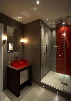 an image of a bathroom that is on the webpage for people to see it