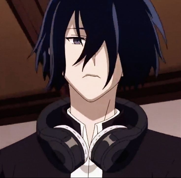 an anime character with black hair and blue eyes