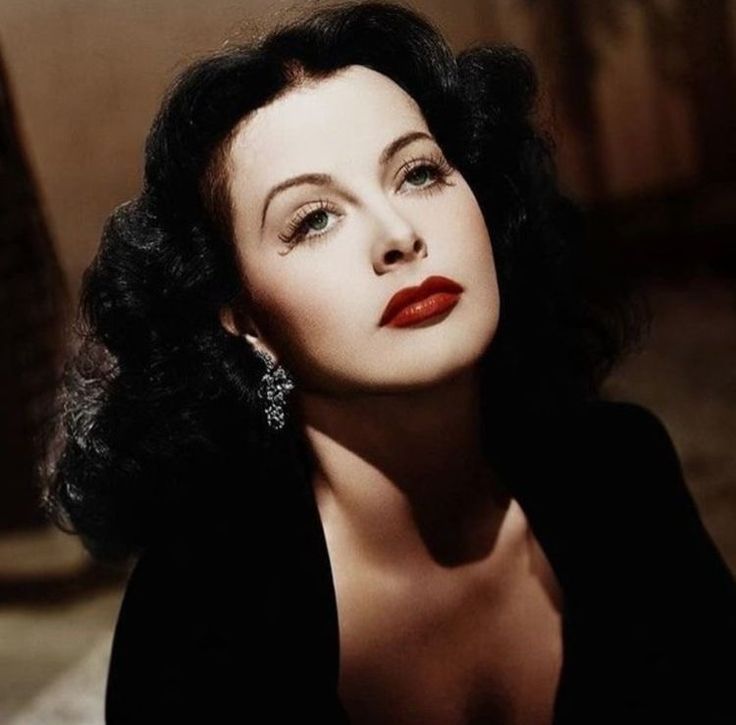 1940’s Makeup, Old Hollywood Makeup Look, 1940s Lipstick, Decade Makeup, Hedi Lamarr, Old Hollywood Makeup, 1940s Makeup, Old Hollywood Aesthetic, Hedy Lamarr