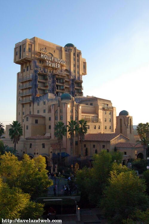 the hollywood tower hotel in los angeles