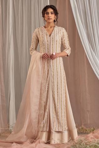 Shop for Nidhika Shekhar Beige Silk Ujwal Sitaare Kurta Lehenga Set for Women Online at Aza Fashions Crepe Lehenga, Ruffle Lehenga, Drape Sarees, Kurta Lehenga, Long Kurta, Indian Designer Wear, Indian Design, Embroidered Silk, Designer Wear