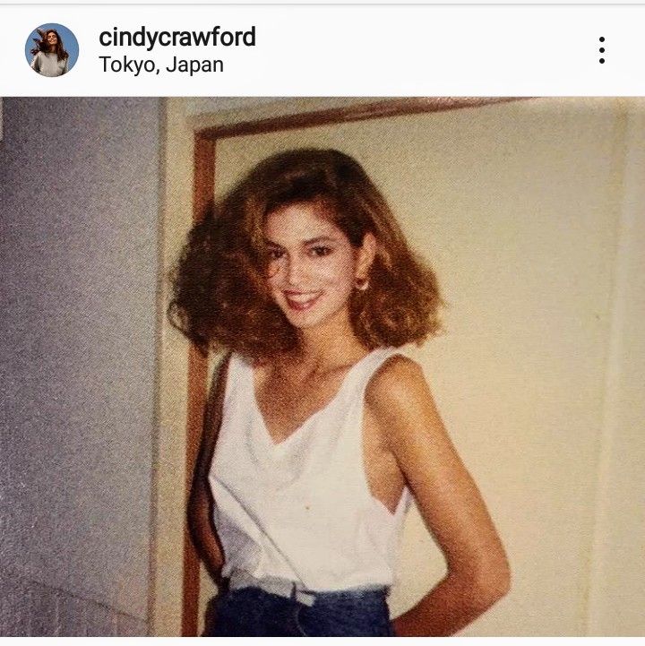 Young Cindy Crawford, 90s Celebrity Fashion, 90s Women, Models 90s, 90s Trends, Original Supermodels, Flamboyant Natural, 90s Model, 90s Era