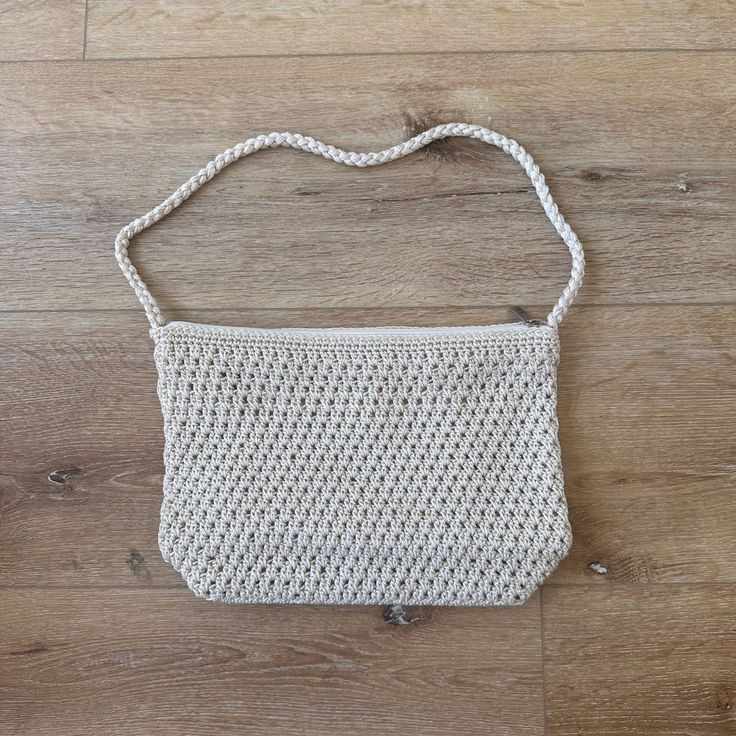 No Rips Or Stains Brand New Condition Cream Crossbody Crochet Bag For Daily Use, Cream Crochet Crossbody Bag For Daily Use, Everyday Beige Crochet Crossbody Bag, Cream Crochet Pouch Bag For Daily Use, Everyday Cream Crochet Shoulder Bag, Daily Use Cream Crochet Pouch Bag, Everyday Crochet Straw Bag, Cream Rectangular Crochet Bag For Everyday Use, Cream Crochet Bag For Everyday Use