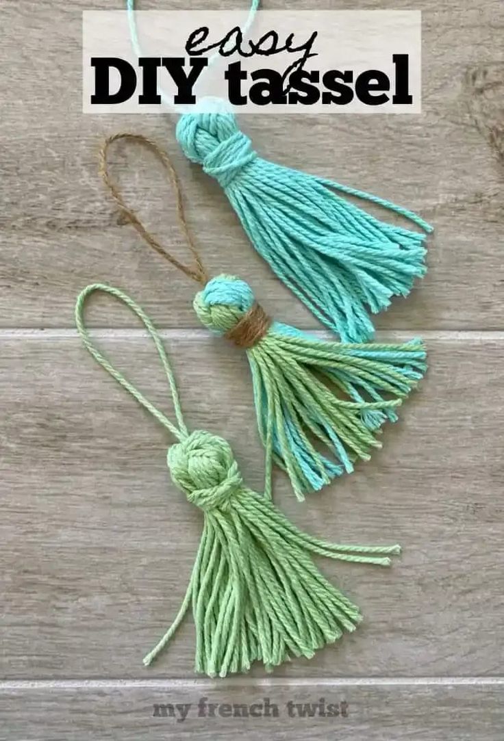 two tassels with the words easy diy tassel on them