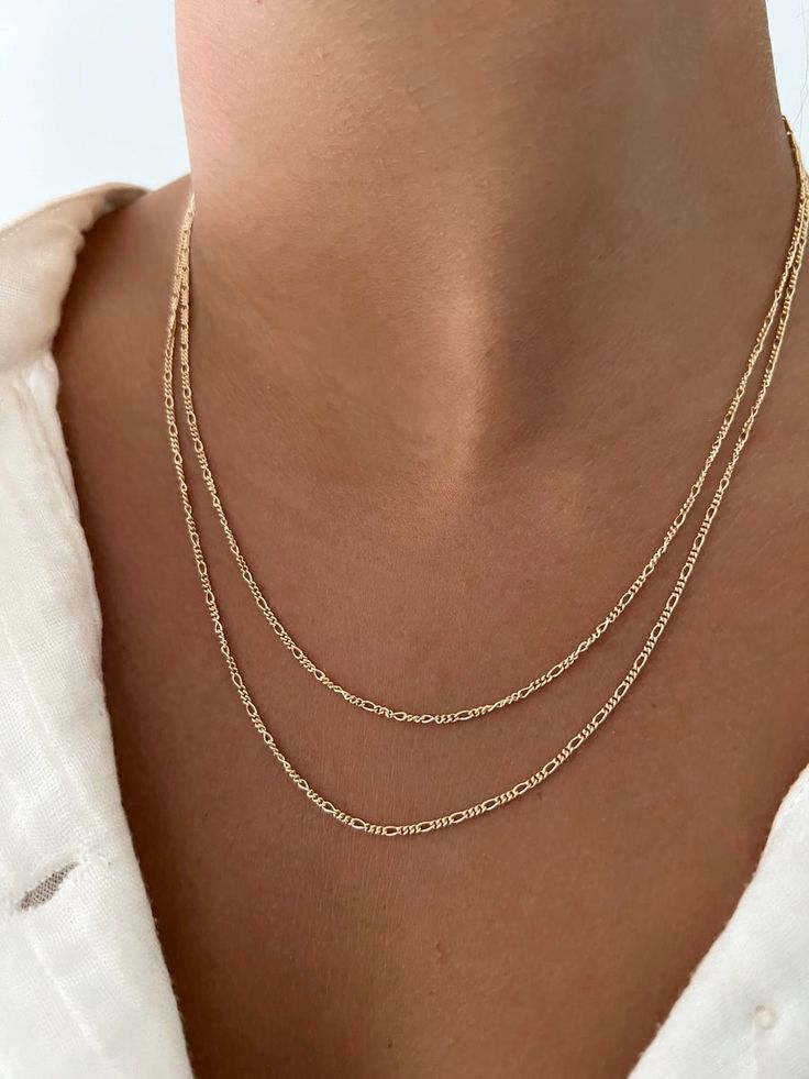 Dainty chain with a sparkle you can't miss 16 inches with 2 inch chain extender Figaro Necklace, Trend Jewelry, Dainty Chain, Chain Extenders, Jewelry Trends, Ring Bracelet, Wedding Jewelry, Chain Necklace, Gold Necklace