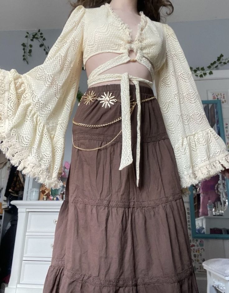 Fairy Aesthetic Clothes Dresses, Bohemian Aesthetic Clothes, Cottage Core Aesthetic Outfit Summer, March Aesthetic Outfit, Fairy Outfit Casual, Sea Witch Outfit Aesthetic, Summer Outfits Goblincore, Cottagecore Aesthetic Outfits Spring, Renesance Outfits