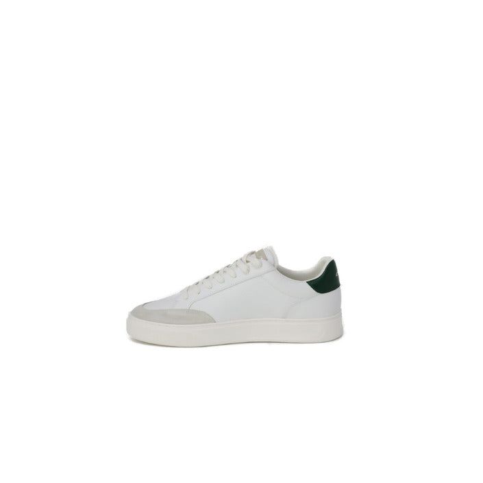 Brand: Crime London Gender: Men Type: Sneakers Season: Spring/Summer PRODUCT DETAIL • Color: green • Fastening: laces • Sole: rubber • Size (cm): 4 • Details: -sporty COMPOSITION AND MATERIAL • Composition: -10% other fibres -70% leather -20% fabric London Men, Men Type, Men Sneakers, Season Spring, Composition, Spring Summer, London, Sneakers, Green