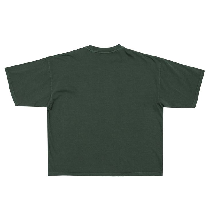 Boxy fit tee. 100% cotton. 220 g/m². Dark Green color. Logo and graphics screen printed on the front and back. Cold Culture labels included. Male (177cm, 5'8""): L - Female (170cm, 5'6""): L - National Shipping 24-48H (Spain / Portugal) - CORREOS EXPRESS - European Shipping 48-72H - FEDEX - International Shipping 5-7 working days - FEDEX Varsity Tees, Green Tee, T Shirt Oversized, Hunter Green, Oversized Tee, Streetwear Outfit, Workout Tee, Dark Green, Cool T Shirts