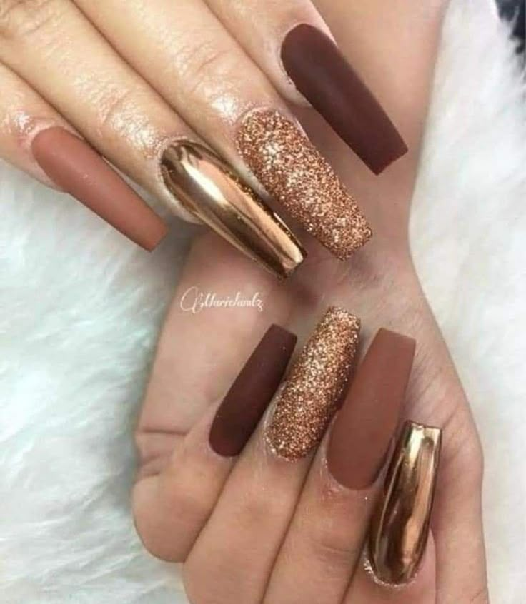 Lawyer Nails Design, Fall Patchwork Nails, Nails With Chrome Accent, Thanksgiving Nails Brown, October Birthday Nails, Thanksgiving Nails Acrylic Coffin, Uñas Beige Elegantes, Beige And Gold Nails, Sparkly Birthday Nails