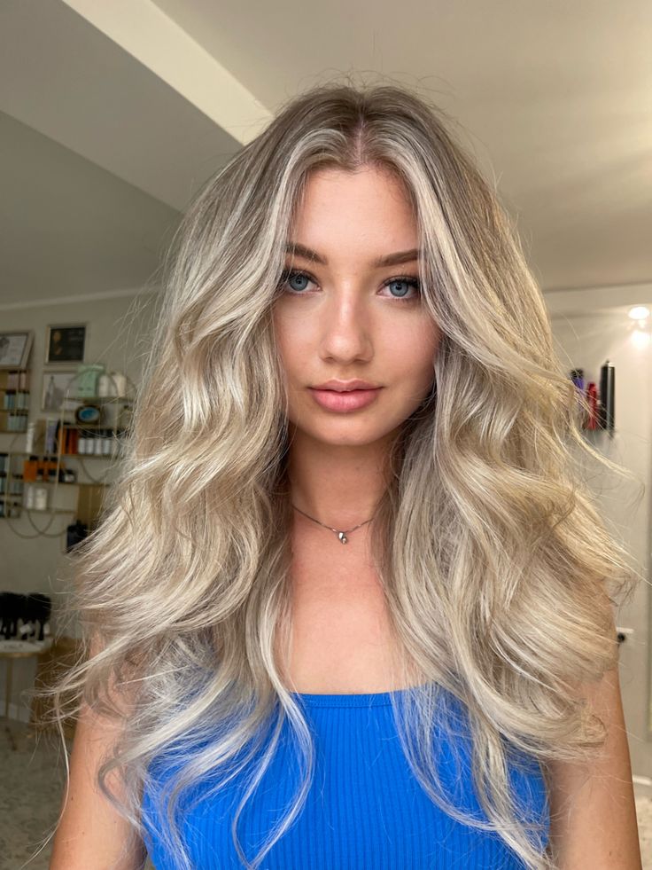 Blonde Face Framing Balayage, Blonde Balayage Front Face Framing, Natural Blonde Face Framing Highlights, Blonde Balayage With Face Frame, Blind Hair Color Ideas, Blonde Highlights Front Face Framing, Balayage Green Eyes, Face Framing Balayage Blonde, Blonde Face Framing Highlights Balayage