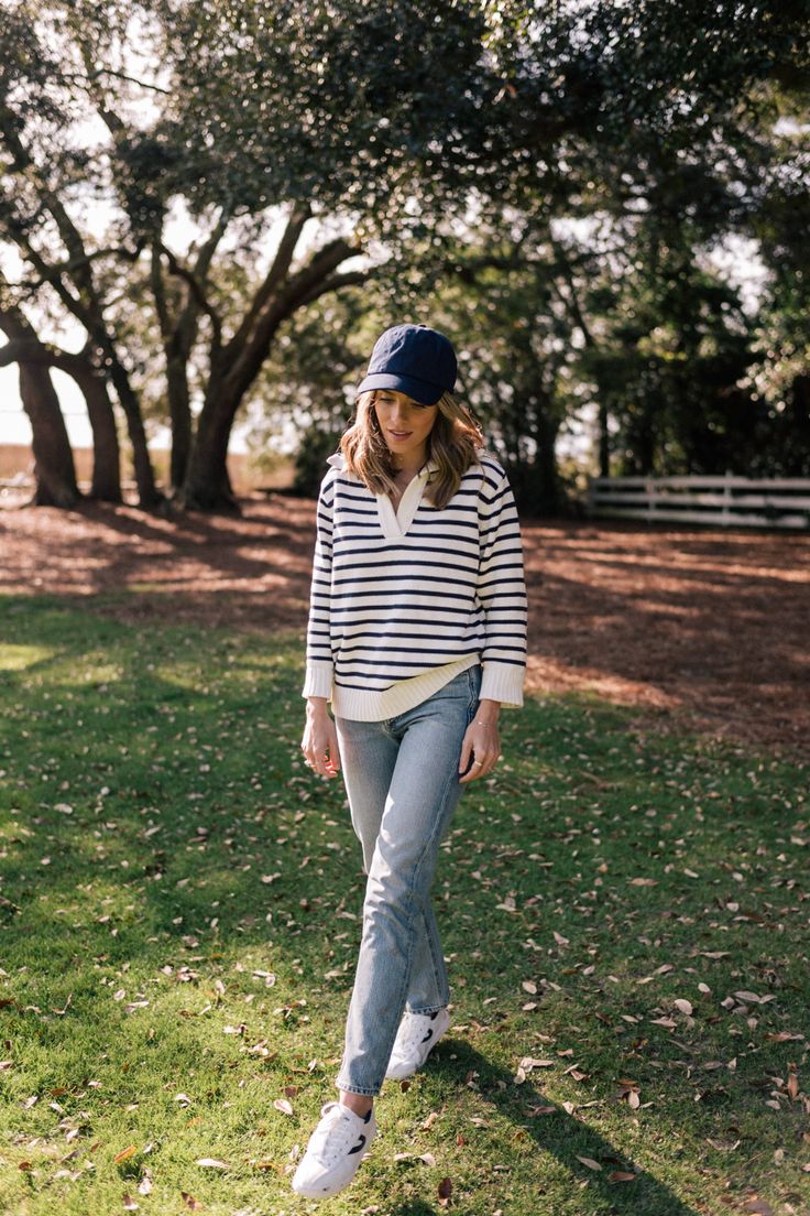 Julia Berolzheimer Outfits, England Outfits, Preppy Spring, Julia Berolzheimer, New England Style, Gal Meets Glam, Couture Mode, Mommy Style, England Fashion