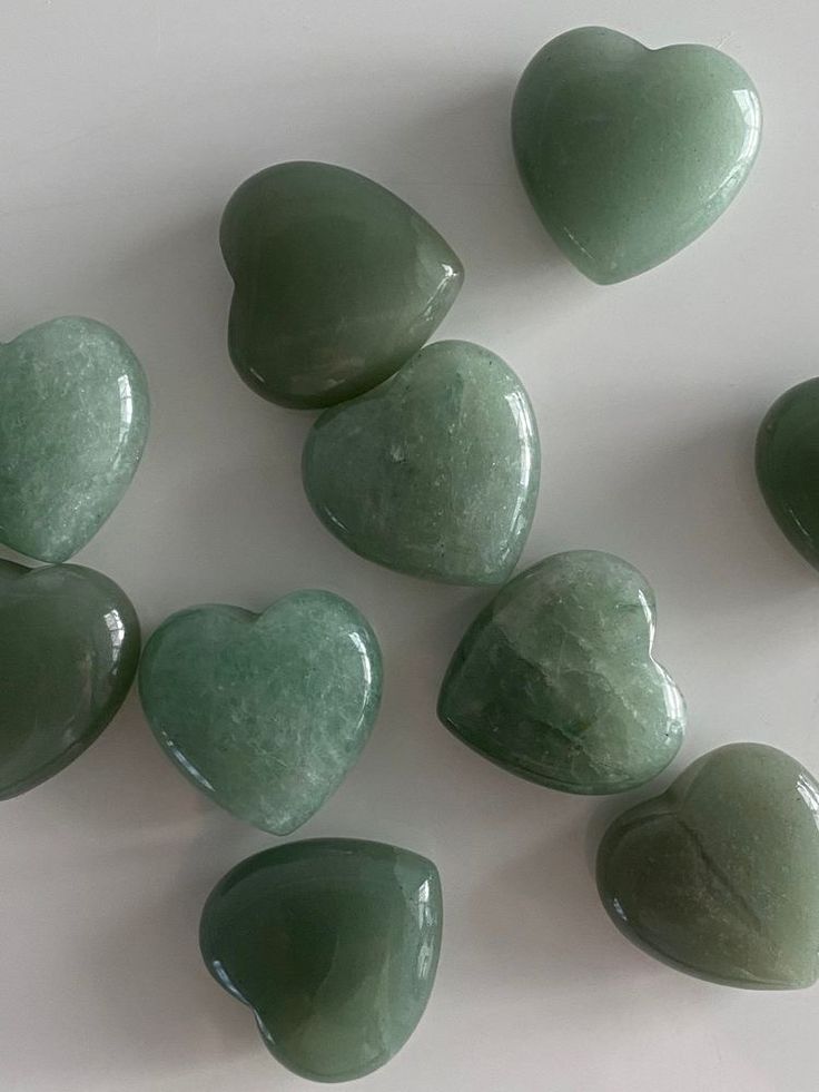 Magic Rocks, Color Knowledge, Aventurine Crystal, Pretty Rocks, Cool Rocks, Rose Quartz Heart, Quartz Sphere, Heart Gemstone, Citrine Crystal