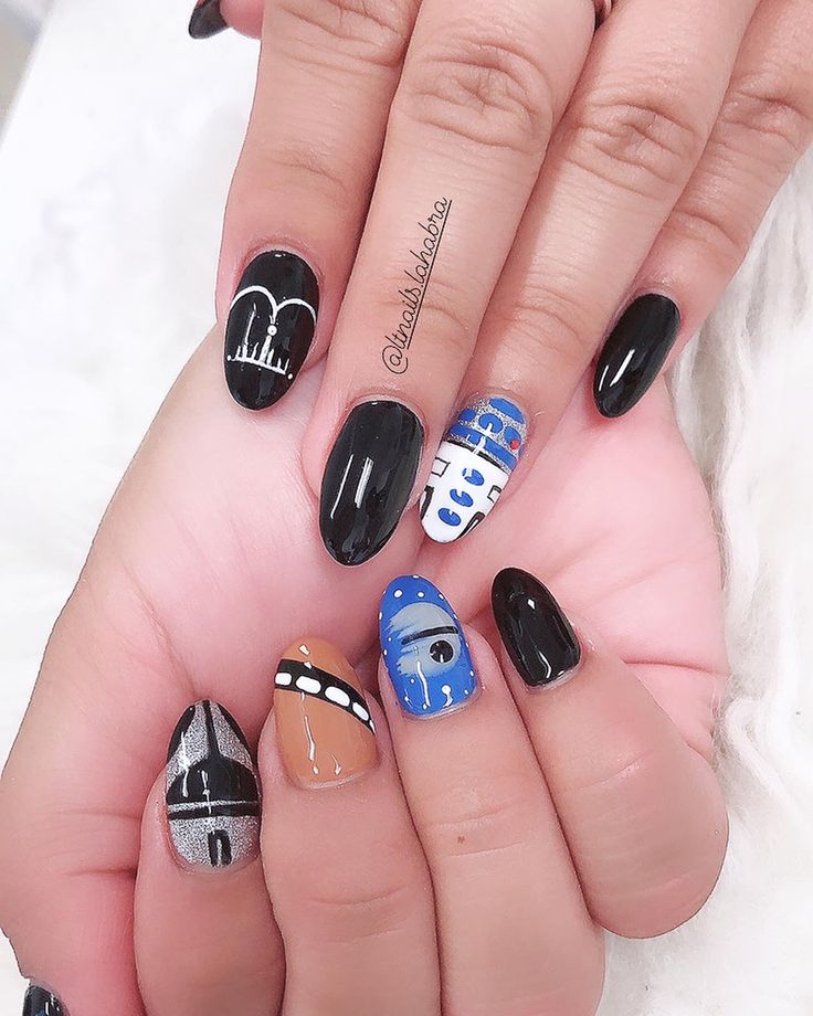 Starwars Acrylic Nails, Princess Leia Nail Art, Starwars Nail Designs, Star Wars Nails Designs, Short Star Wars Nails, Baby Yoda Nails, Starwars Nails Simple, Star Wars Nail Art, Geeky Nails