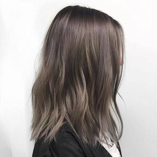 Ashy brown #avedaibw Blue Brown Hair, Cool Brown Hair, Gray Highlights, Brown Hair Inspiration, Ash Brown Hair Color, Ash Hair, Ash Brown Hair, Brown Hair Looks, Ash Hair Color