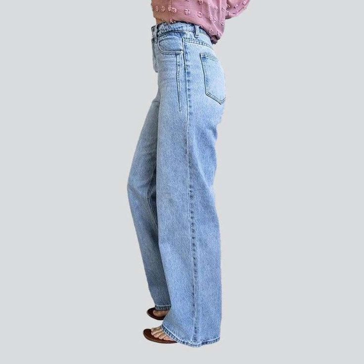 Make the most of the warm weather with our fashionable 2023 Spring-Summer Collection of wide leg jeans! Perfectly crafted to give you a timeless silhouette. they feature a high-waist. zipper and button closure. and a stonewashed finish that adds a touch of vintage allure. Enjoy the perfect combination of elegant style and comfort with these jeans.Distinctive Features: Fashionable Style: Stay ahead of the trends with these wide-leg jeans made from luxe denim. Stonewashed Finish: Enjoy a vintage l Women Wide Leg Jeans, Stonewashed Jeans, Jeans Online, Light Blue Color, Western Outfits, High Waisted Denim, Wide Leg Jeans, Elegant Style, Vintage Looks