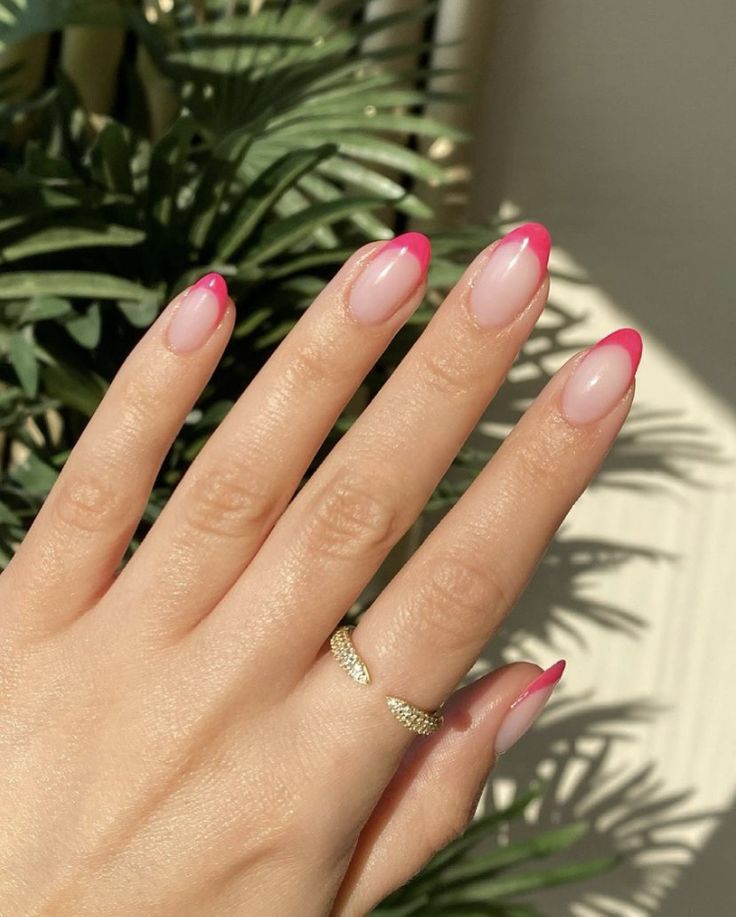 Almond Nails Pink, Pink Tip Nails, Pink French Nails, Gel Nails French, Summery Nails, Pink French, Almond Acrylic Nails, Cute Gel Nails, Tip Nails