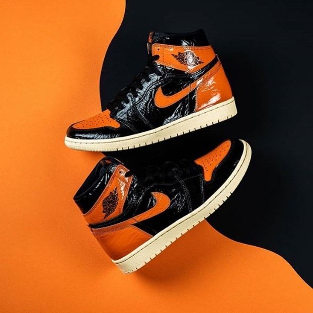 Jordan 1 Orange, Sepatu Air Jordan, Orange Jordan, Urban Shoes, Shattered Backboard, Sneaker Nike, Halloween Shoes, Jordan Shoes Girls, Shoes Sneakers Jordans