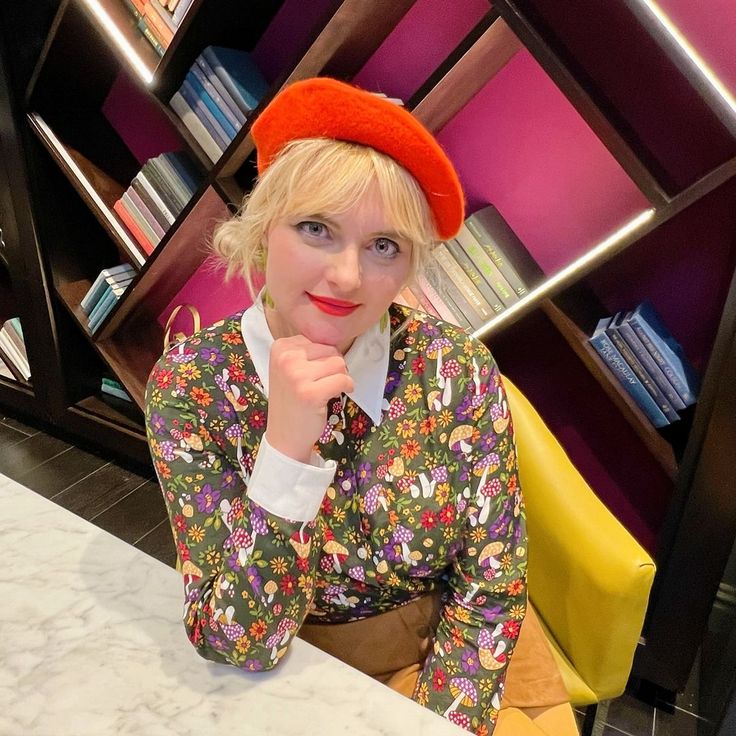 @madame.mod In her beret era wearing the 70s Shroomz Point In Time Button-Up Top 🧡 #vintageinspired #modfashion #ootd #stylingideas #mushroomgirl Plus Size Vintage Clothing, Outfits 70s, Button Mushrooms, 70s Outfits, Yellow And Purple, Forest Floor, 1970s Fashion, Green Forest, Mod Fashion