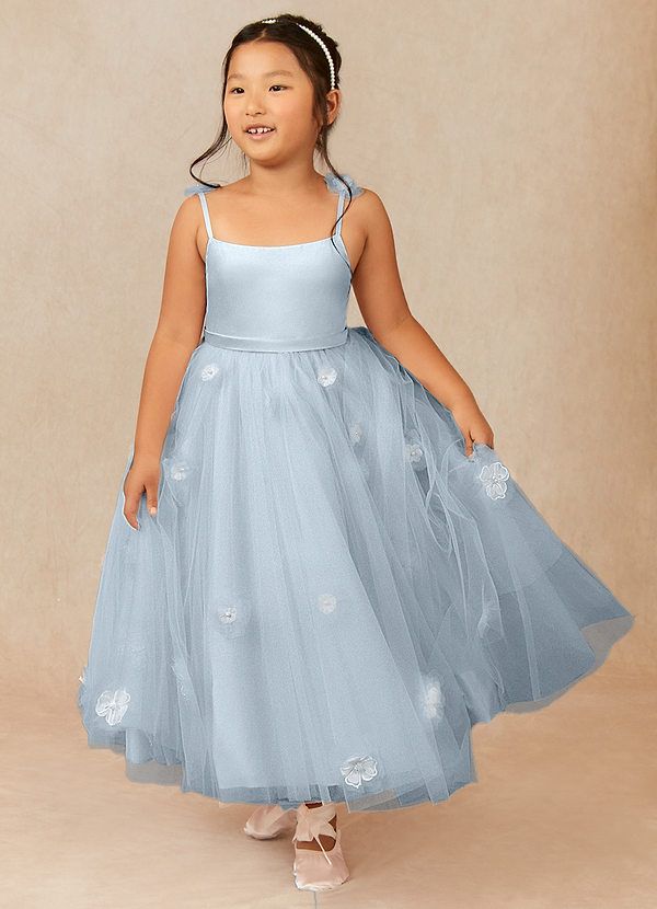 Doe is our adorable floral flower girl dress. She features a matte satin bodice with a poofy tulle skirt. We’ve added handcrafted 3D flowers along her ankle length skirt. Flower Girl Dresses Blue, March Wedding, Ankle Length Skirt, Ankle Length Dress, Flower Girl Dresses Tulle, Birthday Party Dress, Wedding Outfits, Cheap Prom Dresses, Flower Girl Dress