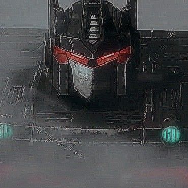 Nemesis prime icon Netflix Nemesis Prime Transformers, Nemesis Prime Art, Nemesis Prime Fanart, Optimus Prime Pfp, Transformers Icon, Sentinel Prime, Nemesis Prime, Ios Photos, Transformers Rid