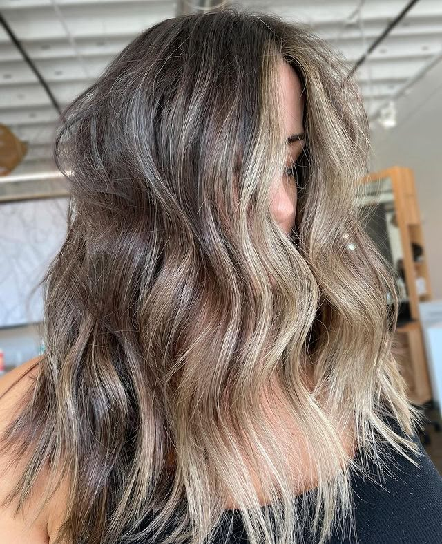 Spring Bronde Balayage, Cool Tone Brown Hair Balayage, Bayalage Brunette Blonde, Mushroom Blonde Balayage, Bronde Haircolor Brunettes Ash, Female Hair Color, Teasy Lights Brunette, Lived In Brunette Balayage, Partial Balayage Brunettes