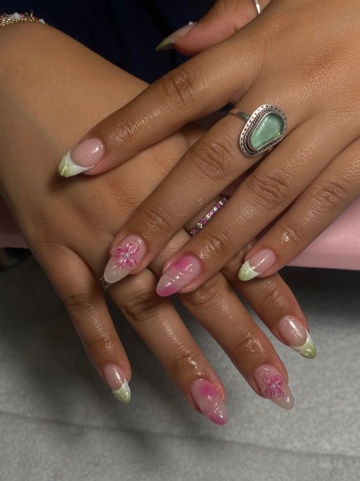 3D nails, summer, airbrush nails, flowers, tips Nails Flowers, Airbrush Nails, Nails Summer, Trends 2024, 3d Nails, Nail Trends, Nails, Flowers