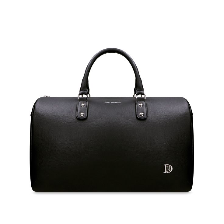 Embrace understated elegance with this black travel bag. Made from premium leather, it features a spacious interior with practical compartments for easy organization. The detachable and adjustable strap ensures versatile carrying options, while the sleek design makes it suitable for any travel occasion. This bag combines functionality and style, reflecting the strength and sophistication of contemporary women. Black Travel Bag, Silk Scarf Hair, Black Travel, Easy Organization, Backpack Travel Bag, Female Travel, Small Leather Goods, Travel Backpack, Long Wallet