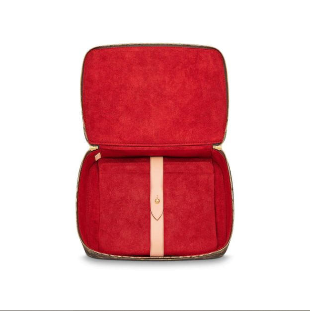 Description Meet the modern travel jewelry case. With a leather handle inspired by our classic trunks, a removable pouch, and an elegant red microfiber interior, this classic and feminine Monogram wonder protects your earrings and necklaces, bracelets and rings. Size: 9.5 x 2.4 x 7.1 inches / 24.1 x 6 x 18 cm Monogram coated canvas Red microfiber lining Gold colored metallic pieces Case: Double zipped closure Natural cowhide leather handle Removable jewelry pouch: Detachable ring-holder Natural cowhide leather earring-holder Zipped pocket with divider Long necklace compartment Comes with dust bag, ation cards, and pamphlets 1:1 mirror image qualityDelivery 5-8 or 10-15 working days Please note that during high season and Sale period, delivery times may be affected We accept payment with a Designer Rectangular Travel Case, Luxury Compact Travel Bag, Elegant Round Case Bag As Gift, Elegant Brown Cases With Luggage Sleeve, Elegant Brown Case With Luggage Sleeve, Elegant Brown Travel Case, Elegant Round Business Case, Luxury Rectangular Cases, Elegant Compact Case