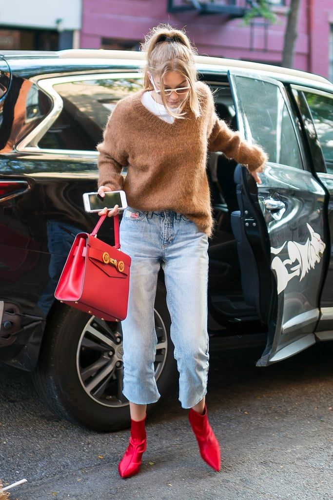 Red Sock Boots Outfit, Red Purse Outfit, Red Boots Outfit, Red Heel Boots, Outfit Botas, Socks Boots, Gigi Hadid Outfits, Red Booties, Sock Booties