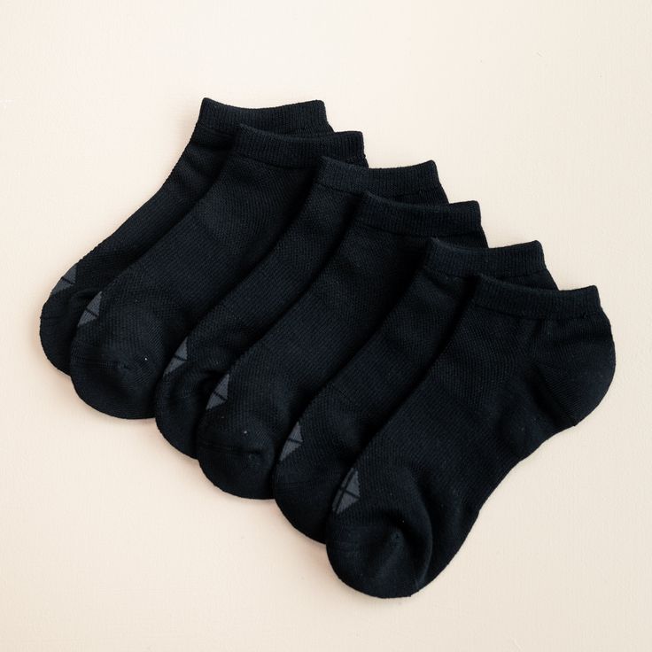 Meet your new everyday favorites. These ankle socks are made from silky soft, breathable bamboo that wicks away sweat and keeps your feet cool for all-day wear. Say goodbye to blisters, and say hello to over the top comfort. 80% Rayon made from Bamboo, 17% Polyester, 3% Elastane Ankle height 3-pack Ankle Socks Women, Black Socks, Over The Top, Ankle Socks, Say Goodbye, Wicks, Say Hello, Black Cotton, Socks