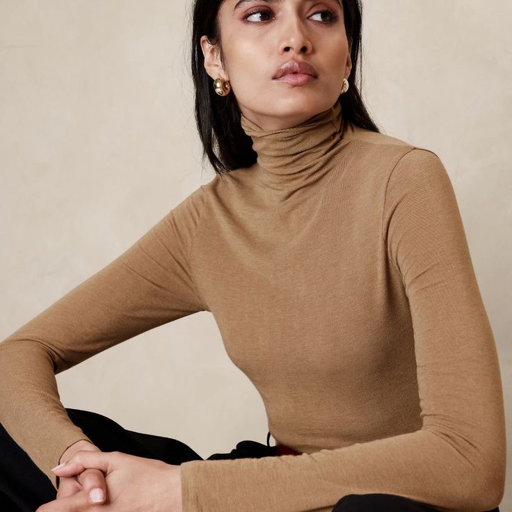 A Classic Turtleneck Made In Our New Wool Blend Jersey, Selected For Its Lightweight Warmth And Buttery Hand-Feel. Stretches To Fit. Long Sleeves. Hip Length. Not Itchy! 66% Rayon, 29% Virgin Wool, 5% Elastane. Color: "Plateau Beige" Machine Wash. Fits Small. Turtleneck And Tshirt, Womens Tank Tops Summer, Classic Turtleneck, Turtleneck Jumper, Business Skirt, Turtleneck T Shirt, Orange Ombre, Turtle Neck Jumper, Fitted Turtleneck