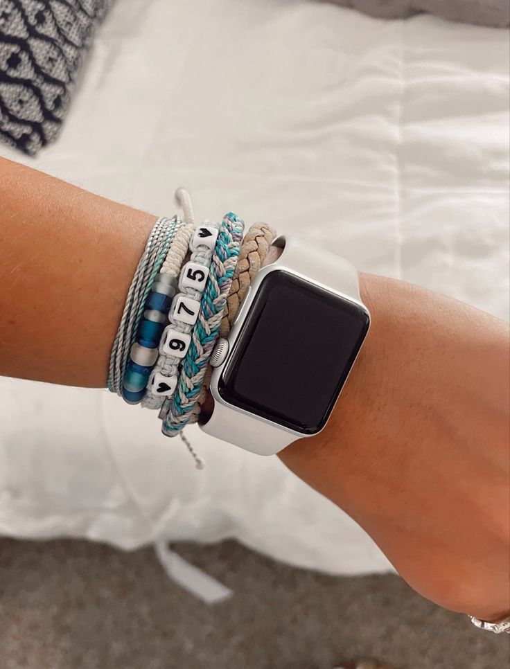 Bracelet Stacking With Apple Watch, Apple Watch Styling Bracelets, Apple Watch Layered With Bracelets, Preppy Bracelet Stack With Shark Watch, Stacked Bracelets With Apple Watch, Bracelet With Apple Watch Layering, Cute Bracelet Stacks With Apple Watch, How To Style Apple Watch With Bracelets, Bracket Stack With Apple Watch