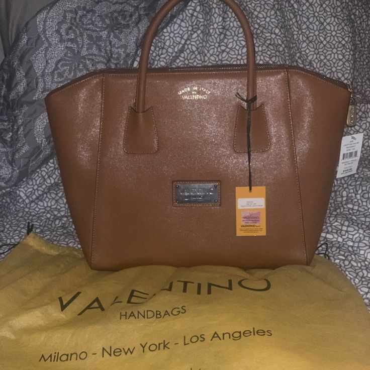 Valentino Purse Whiskey Color Elegant Caramel Bag For Formal Occasions, Elegant Caramel Shoulder Bag For Shopping, Valentino Purse, Valentino Handbags, Valentino Black, Leather Satchel Bag, Valentino Rockstud, Satchel Tote, Valentino Bags