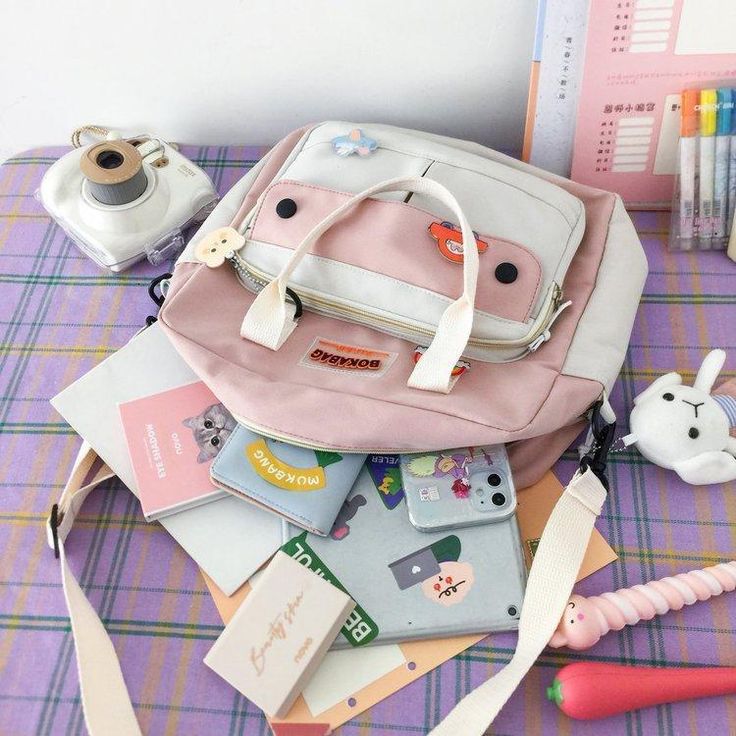 Study Things, Kawaii Car, Kawaii Style, The New Normal, Cambridge Satchel Company, Kawaii Fashion, Camera Bag, Little One, Pink And Green