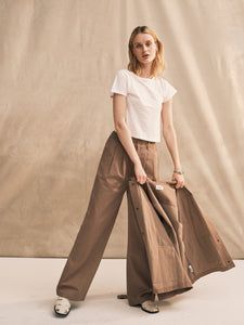 Tencel Twill Pleated Pant Relaxed Fit Cargo Pants With Elastic Waistband For Work, Relaxed Fit Pants With Welt Pockets For Daywear, Wide-leg Cargo Pants For Work With Welt Pockets, Straight Pants With Pockets For Daywear, Utility Wide-leg Work Pants, Utility Workwear Pants With Elastic Waistband, Wide-leg Cargo Pants For Work, Utility Style Workwear Bottoms With Elastic Waistband, Spring Workwear Wide Leg Pants With Cargo Pockets