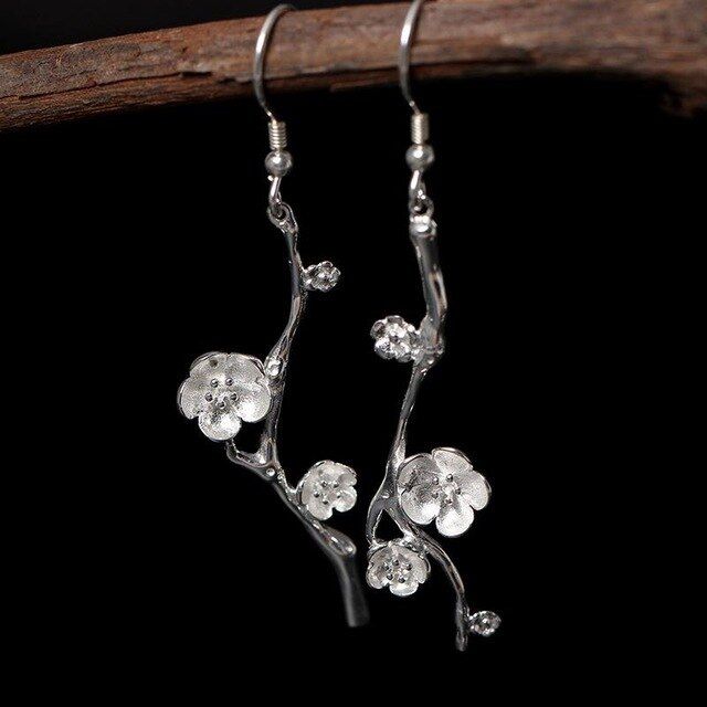 Elegant Assymetrical Flower Shaped Silver Drop Earrings - Wnkrs Simple Silver Jewelry, Flower Tree, Asymmetrical Earrings, Mens Silver Necklace, Sterling Silver Drop Earrings, Long Drop Earrings, Silver Jewels, Mens Silver Rings, Silver Drop Earrings