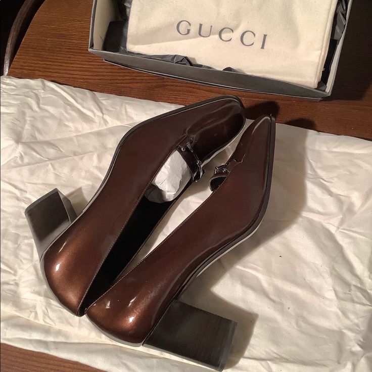 This Is A New Brown Gucci Heels Gucci Block Heels In Calf Leather, Gucci Calf Leather Block Heels, Gucci Block Heel Calf Leather Heels, Gucci Leather Heels With Sculpted Heel, Modern Formal Gucci Heels, Gucci Formal Low Heel Shoes, Gucci Leather Low Heel Heels, Gucci Leather Low Heel Shoes, Gucci Leather Low Heels