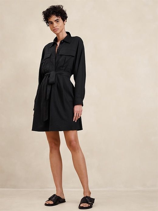 Linen-Blend Utility Mini Shirtdress | Banana Republic Factory Blazer Outfits For Women, Banana Republic Factory, Blazer Outfits, Mini Shirt Dress, Fabric Belt, Shirtdress, Linen Women, Black Mini, Button Placket