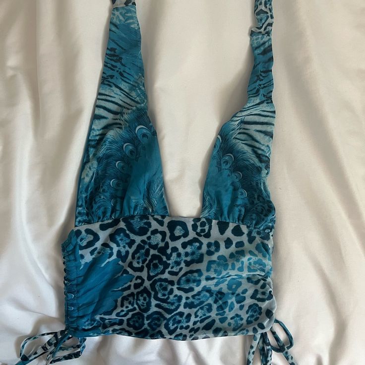 Never Worn, No Flaws, Size S, Mesh Blue Triangle Top For Vacation, Trendy Blue Triangle Top, Blue Triangle Casual Top, Blue Triangle Top Summer Tops, Blue Casual Triangle Top, Casual Blue Triangle Top, Blue Triangle Top For Festivals, Blue Triangle Top For Festival, Swag Fits