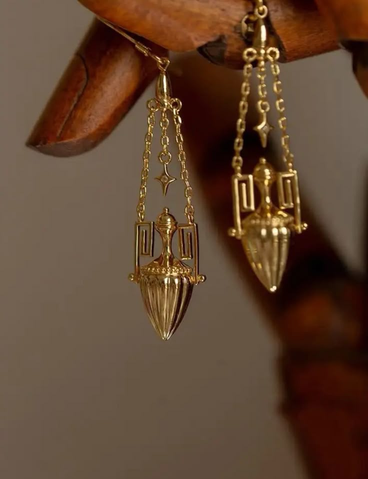 VINTAGE TASSEL EARRINGS – MIANIK Look Boho Chic, Ear Drop, Piercings Jewelry, Estilo Punk, Funky Jewelry, Jewelry Lookbook, Pretty Jewelry, Fantasy Jewelry, Fashion Jewelry Earrings