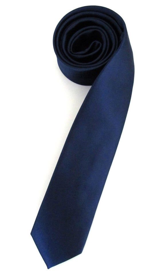 This trendy skinny tie is made of a 100% silk, all new material.It measures 58" long and 2" at the widest point.***Need a special color?...Please convo me with request. Thank you*** Fitted Blue Neckwear For Black Tie Events, Classic Blue Ties For Party, Classic Blue Party Tie, Classic Blue Party Ties, Classic Adjustable Satin Ties, Fitted Blue Silk Suit And Tie Accessories, Fitted Ties With Pocket Square For Black-tie Events, Formal Blue Satin Ties, Blue Silk Neckwear With Ties