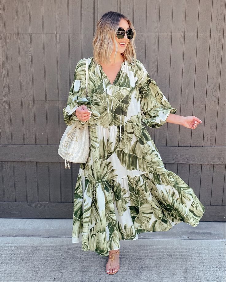 Palm Print Dress, Palm Dress, Flower Maxi Dress, Age Gracefully, Leaves Print Dresses, Vacay Outfits, Palm Print, Leather Bucket Bag, Women Maxi