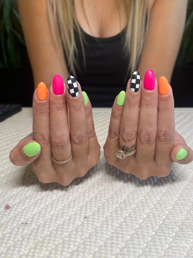 Simple Designs Short Nails, Neon Nails Acrylic Design, Almond Nail Birthday Designs, Fun Nails January, Bright Color Vacation Nails, Builder Gel Nails Square, Gel Nail Spring Designs, Happy Face Nail Designs, Trending Nails Right Now