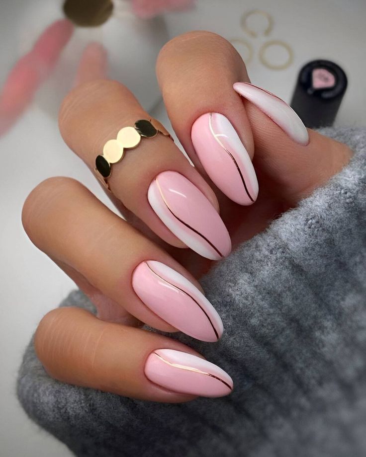 Cute Pink Nails, Her Nails, Pink Nail Designs, White Nail, Classy Nails, Chic Nails, Nail Polishes, Gold Nails, Gorgeous Nails