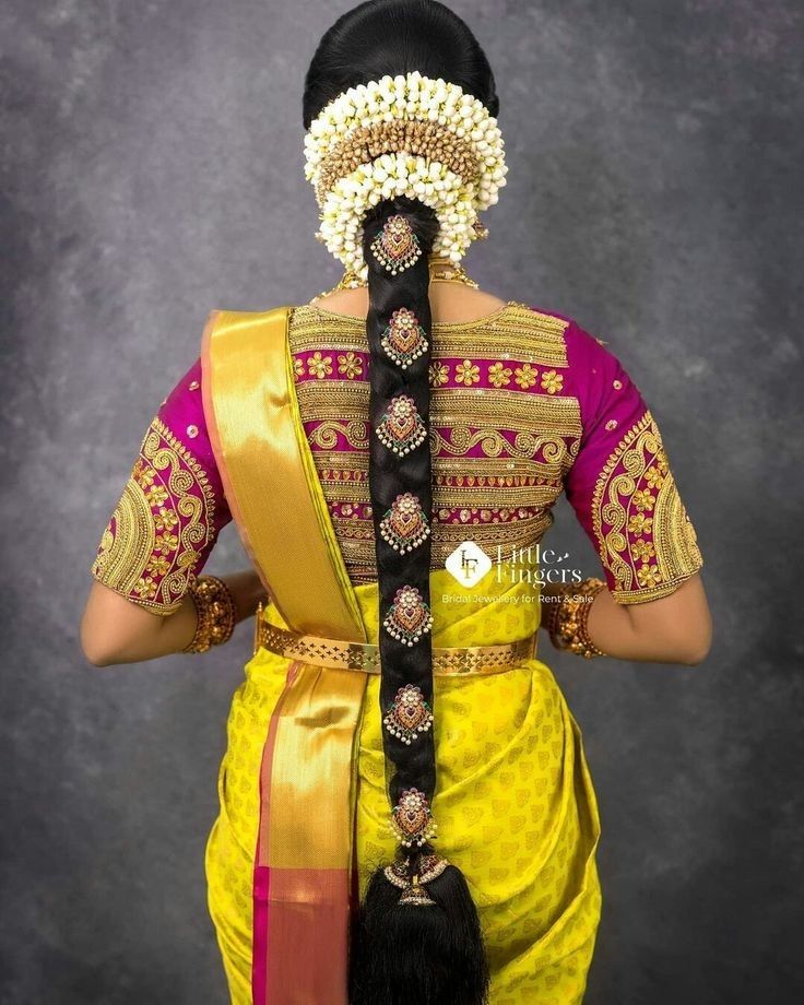 Long Hair Bridal Styles, South Indian Bridal Hairstyles, Long Hair And Short Hair, Long Hair Bridal, South Indian Wedding Hairstyles, Poola Jada, Bridal Hair Decorations, Hairstyle Indian Wedding, Bridal Hairstyle Indian